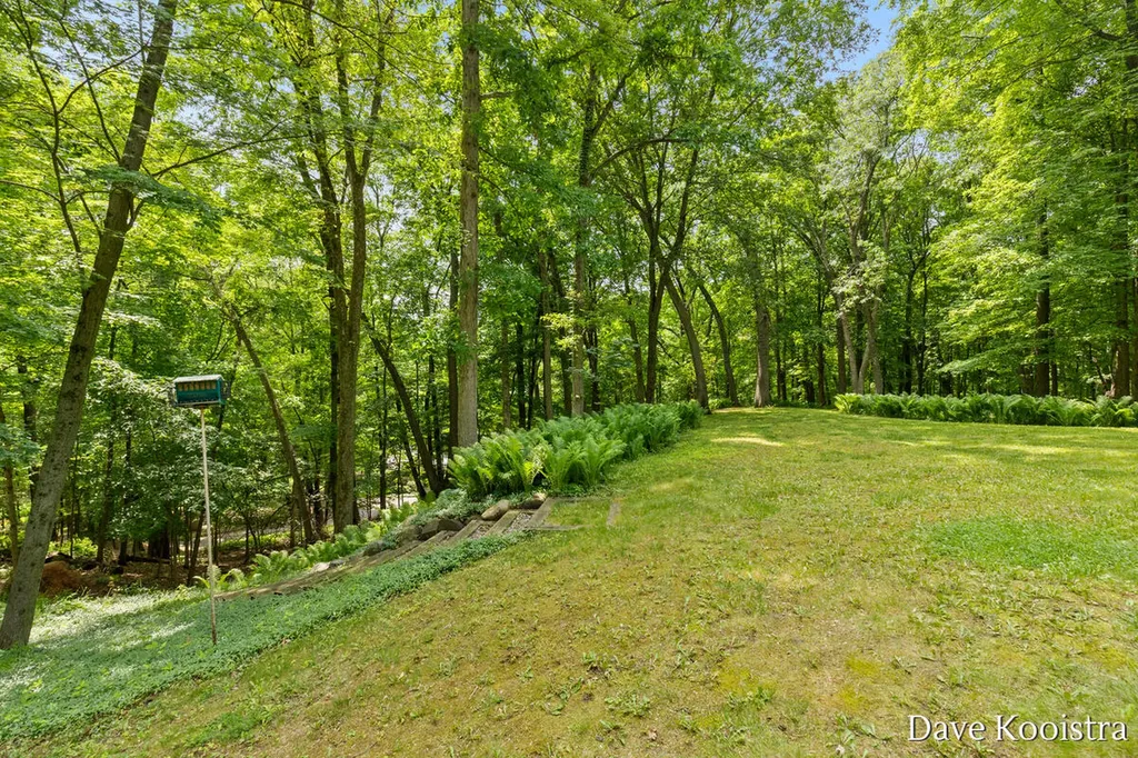 2480 Burton Woods Court SE Cascade Charter Township MI 49546
