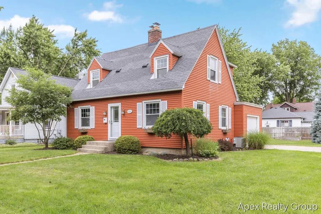 555 E Central Avenue Zeeland City MI 49464