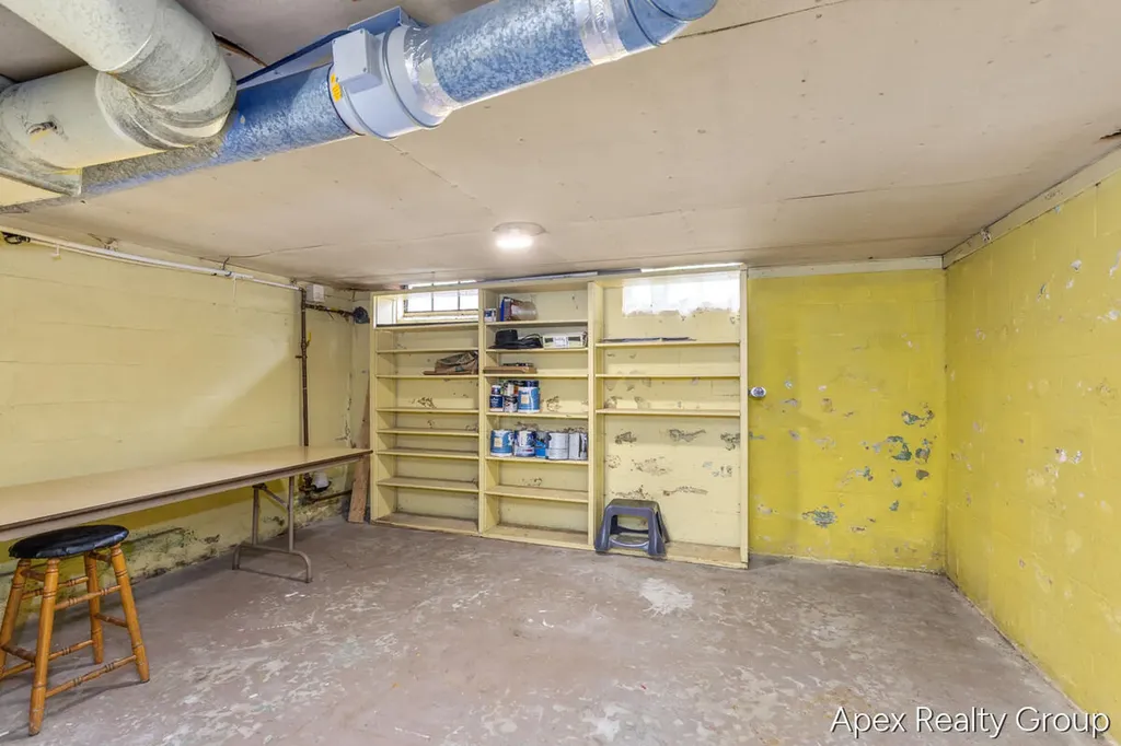 555 E Central Avenue Zeeland City MI 49464