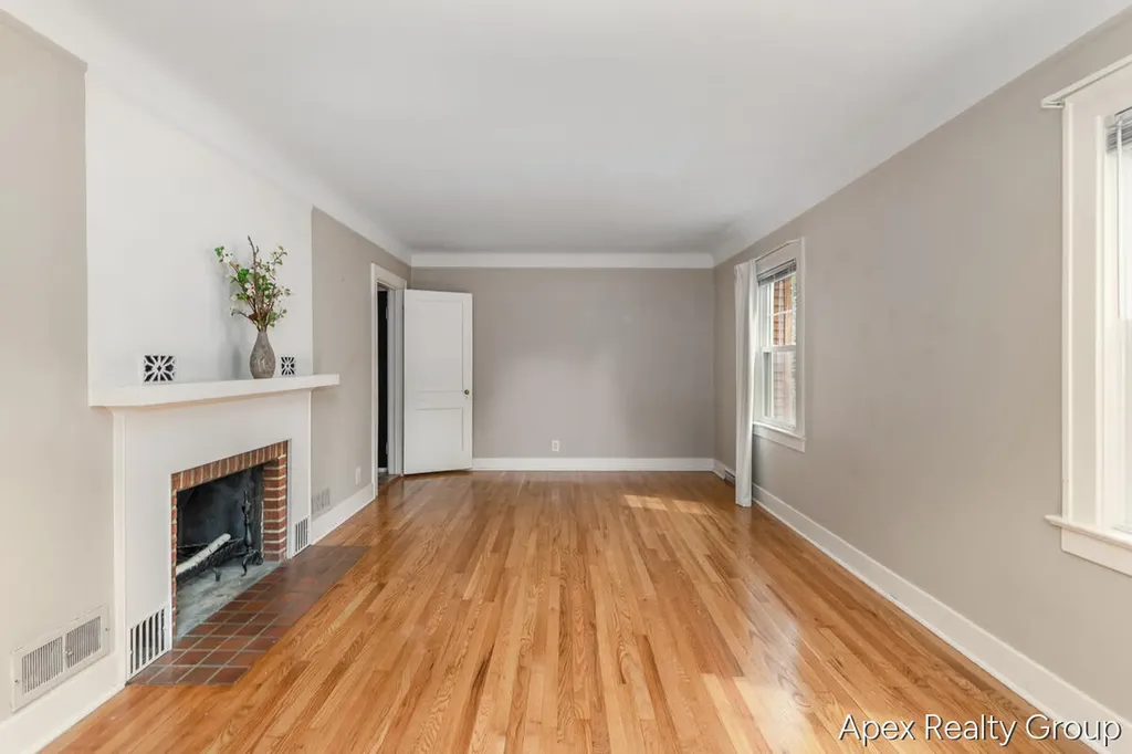 555 E Central Avenue Zeeland City MI 49464