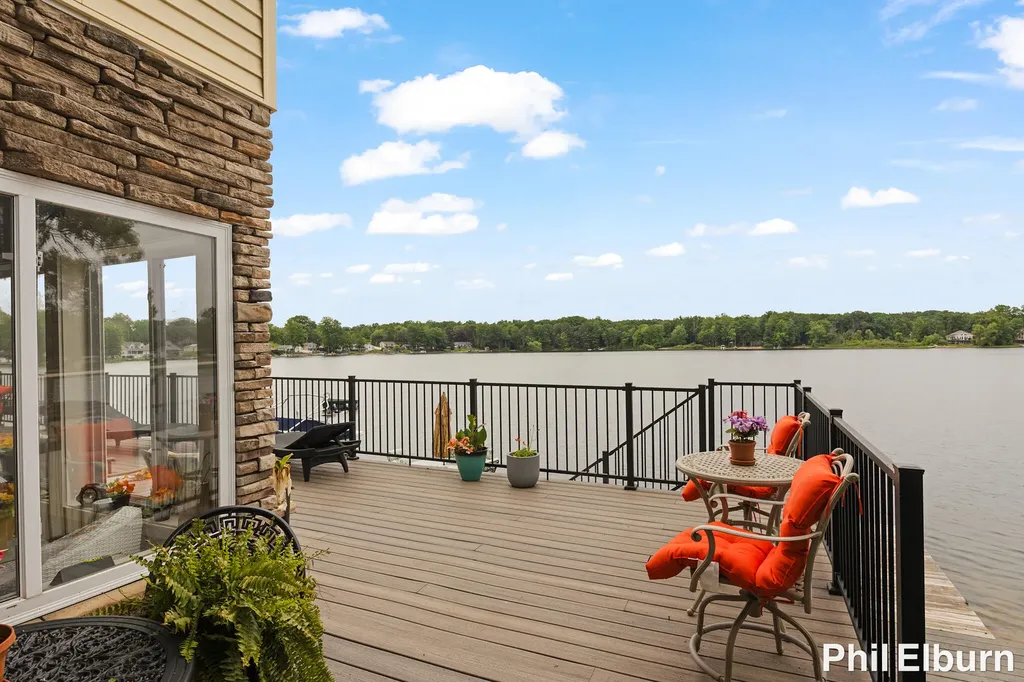 3611 Holiday Drive Montcalm Township MI 48838