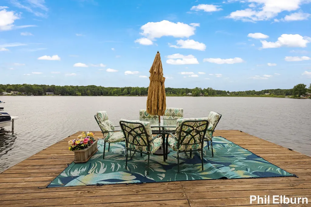 3611 Holiday Drive Montcalm Township MI 48838