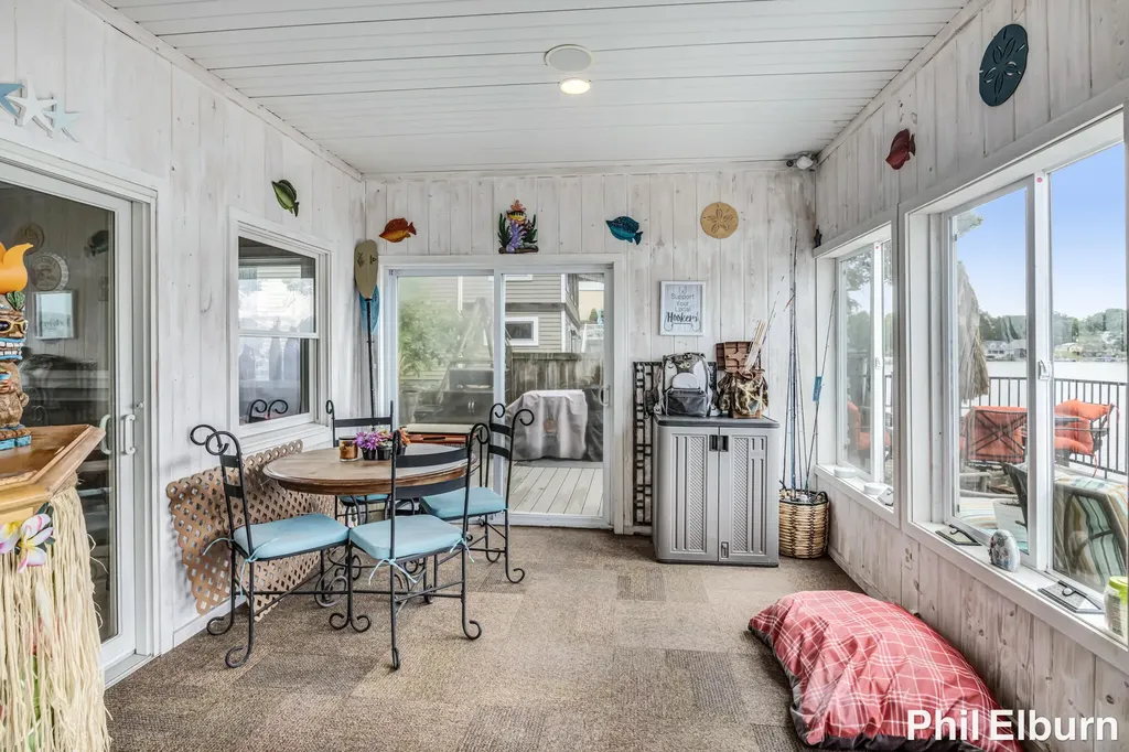 3611 Holiday Drive Montcalm Township MI 48838