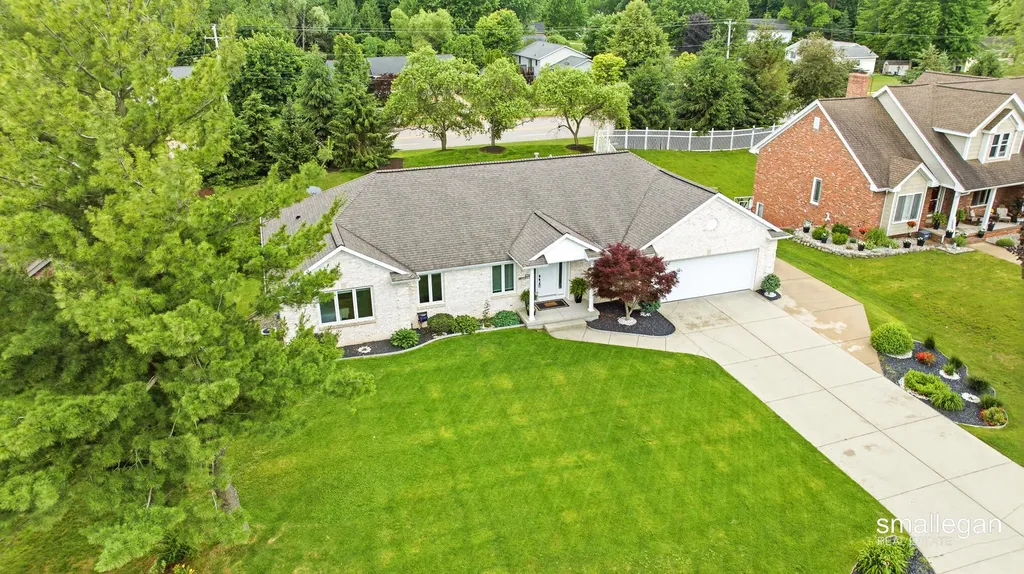 4514 Hidden Ridge Drive Georgetown Charter Township MI 49426