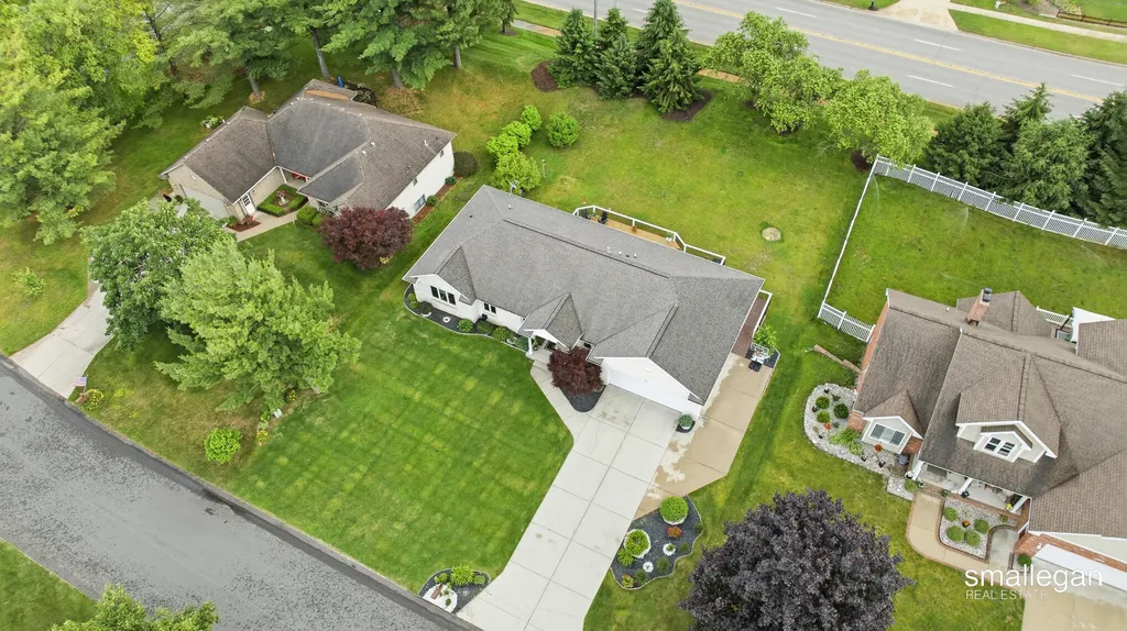4514 Hidden Ridge Drive Georgetown Charter Township MI 49426