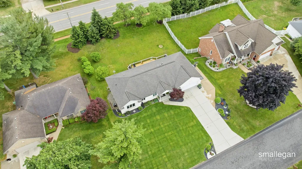 4514 Hidden Ridge Drive Georgetown Charter Township MI 49426
