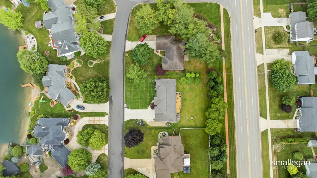 4514 Hidden Ridge Drive Georgetown Charter Township MI 49426