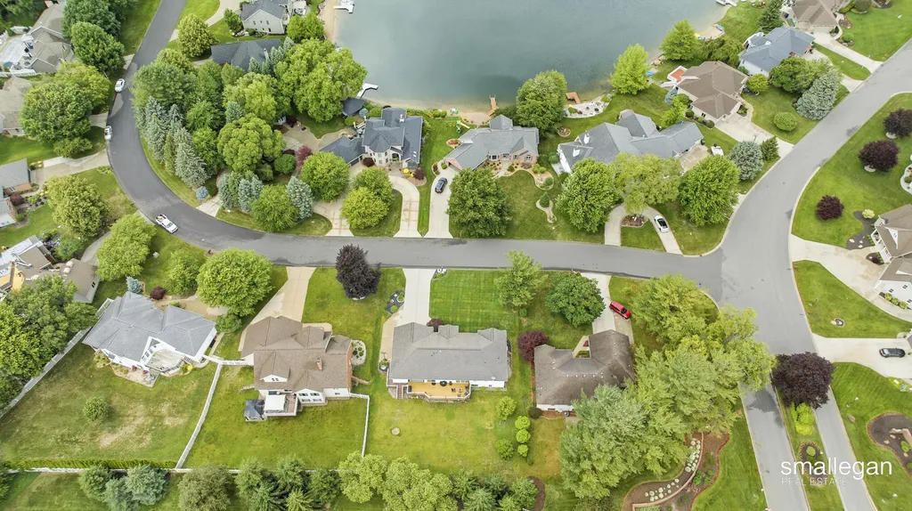 4514 Hidden Ridge Drive Georgetown Charter Township MI 49426