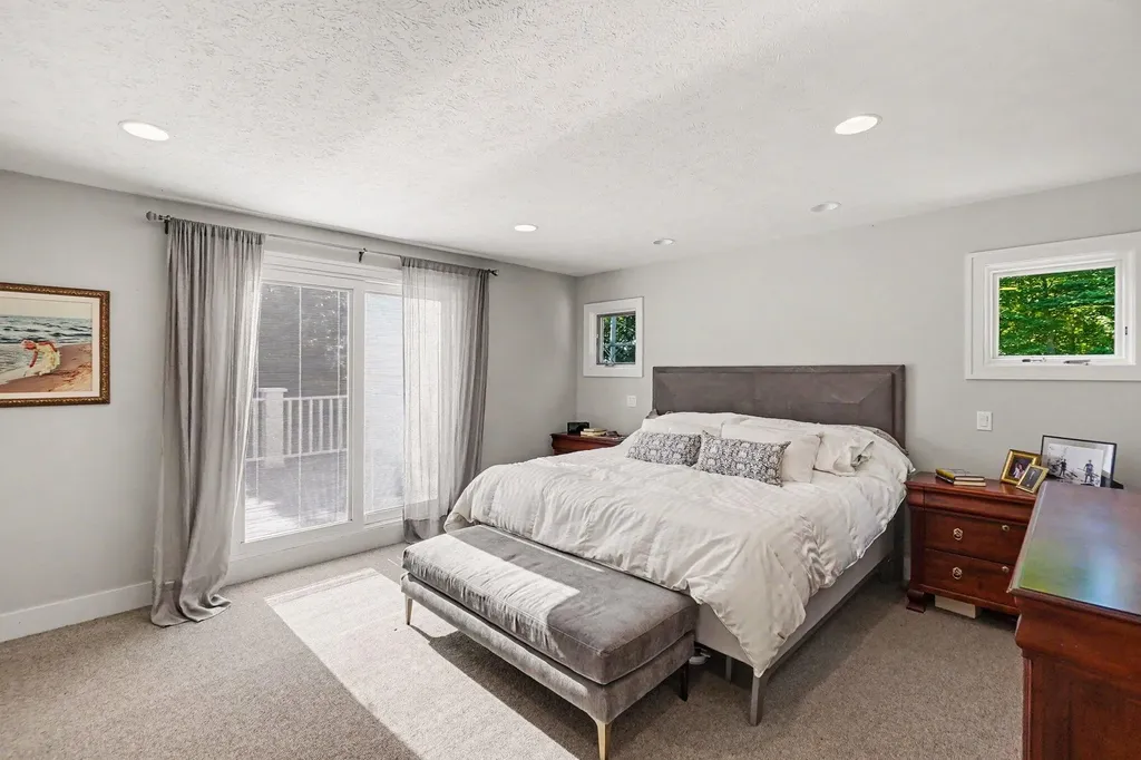 7000 Windcrest Street SE Cascade Charter Township MI 49546