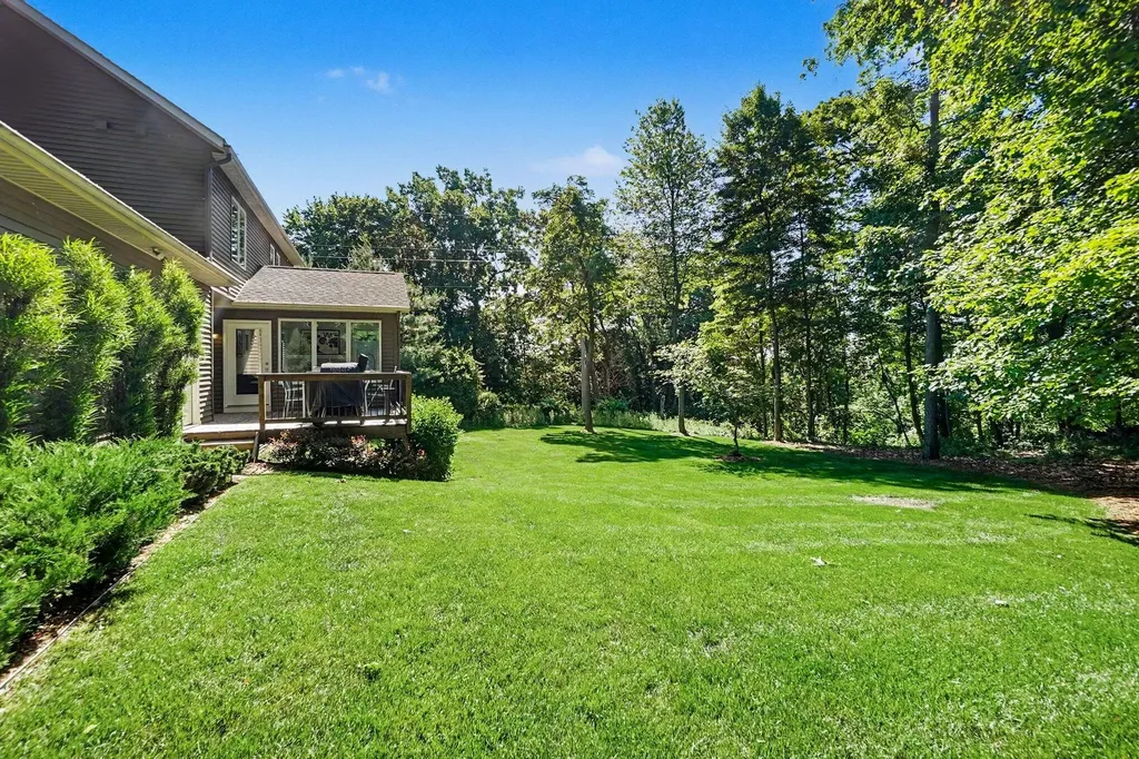 7000 Windcrest Street SE Cascade Charter Township MI 49546