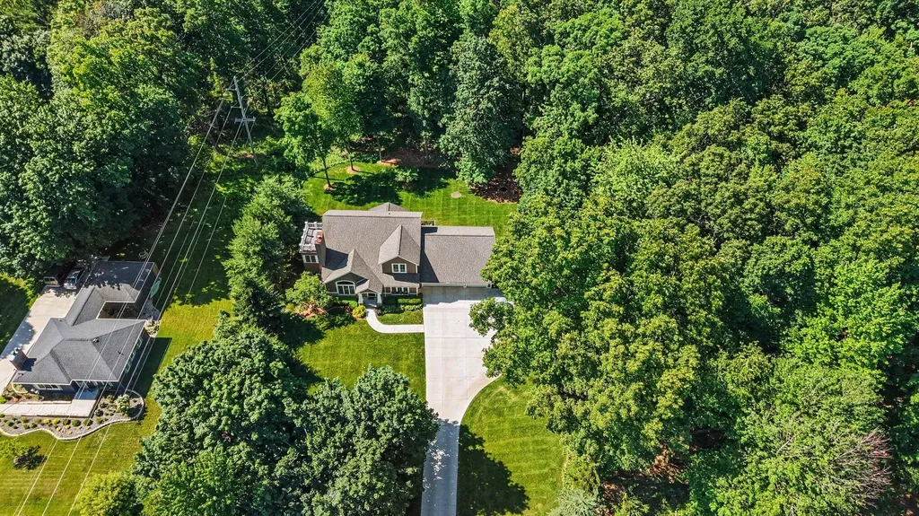 7000 Windcrest Street SE Cascade Charter Township MI 49546