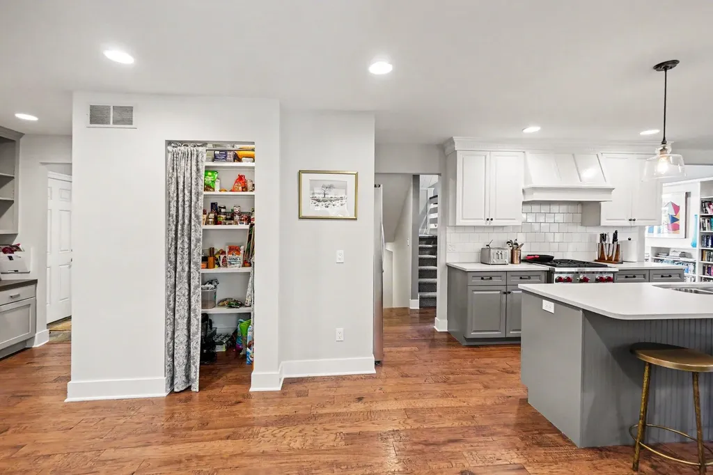 7000 Windcrest Street SE Cascade Charter Township MI 49546