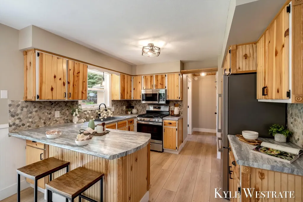 1689 Slater Street Dorr Township MI 49323