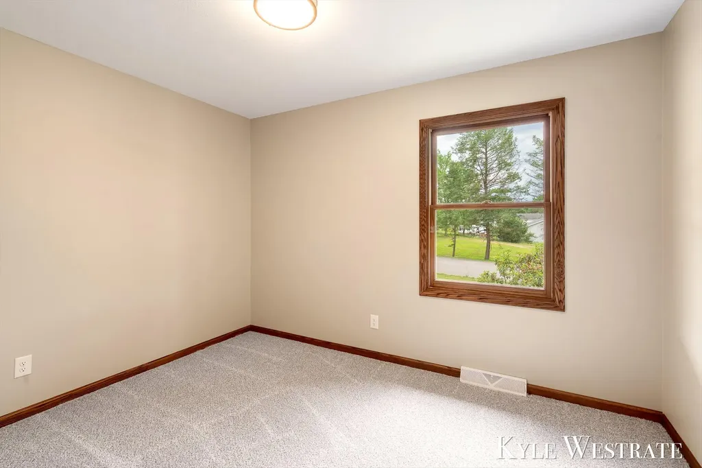 1689 Slater Street Dorr Township MI 49323