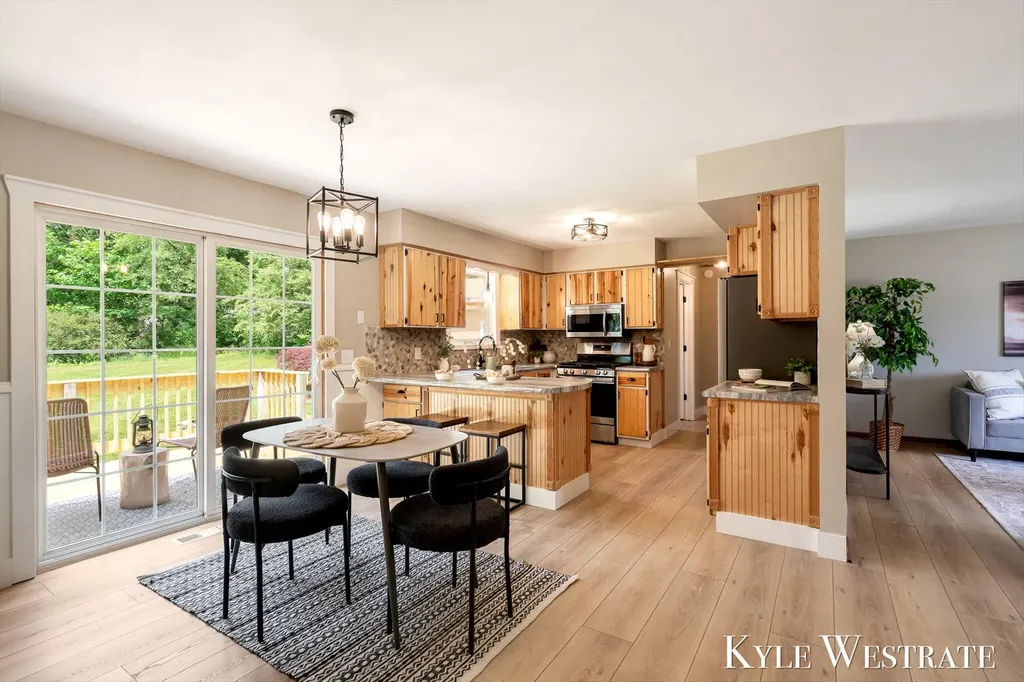 1689 Slater Street Dorr Township MI 49323
