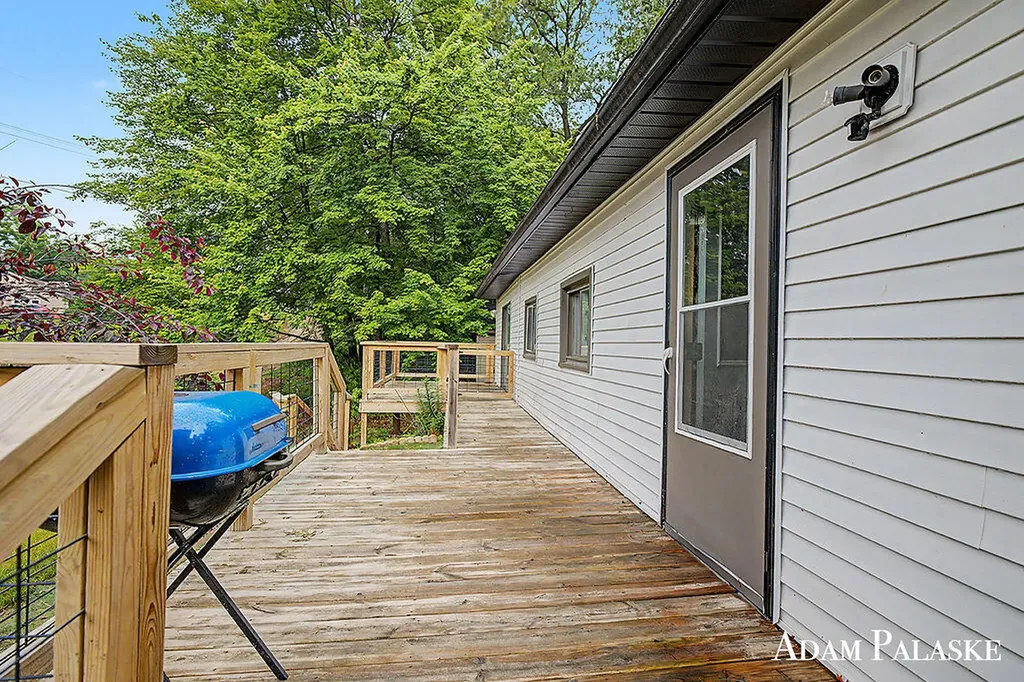 3542 Holiday Drive Montcalm Township MI 48838