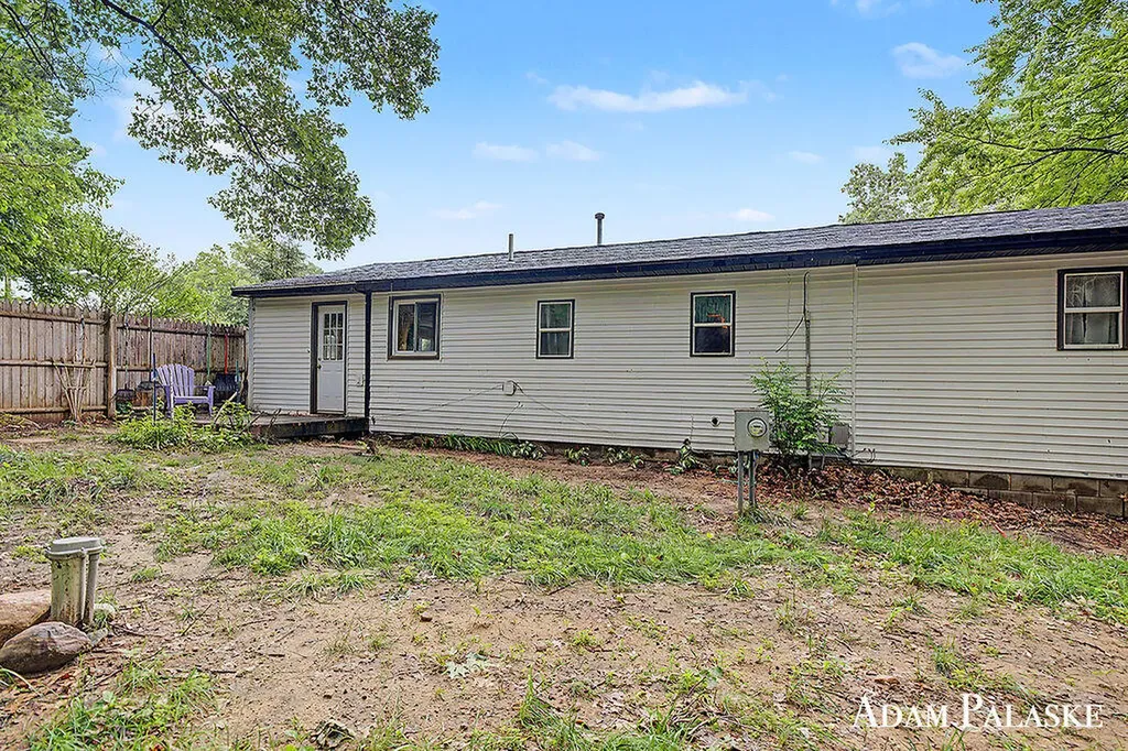 3542 Holiday Drive Montcalm Township MI 48838