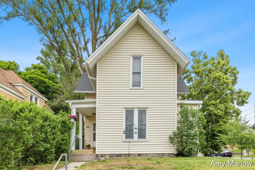 357 Quimby Street NE Grand Rapids City MI 49505