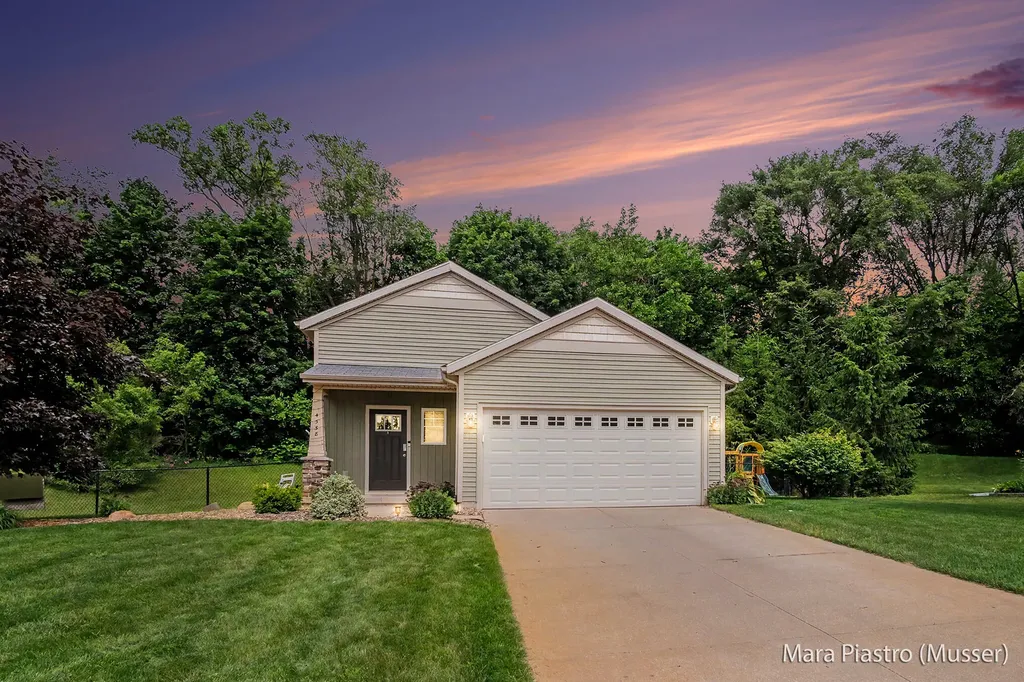 4558 Green Meadow Drive Leighton Township MI 49316