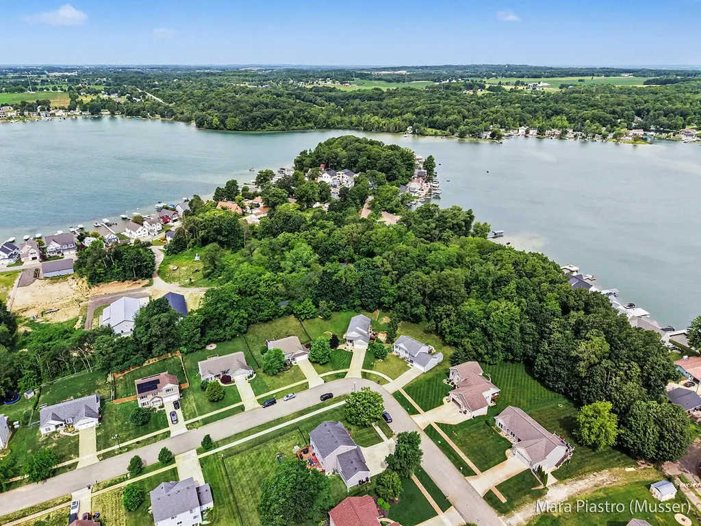 4558 Green Meadow Drive Leighton Township MI 49316