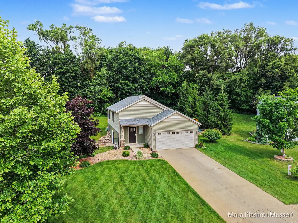 4558 Green Meadow Drive Leighton Township MI 49316