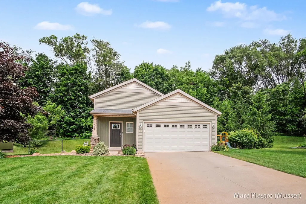 4558 Green Meadow Drive Leighton Township MI 49316