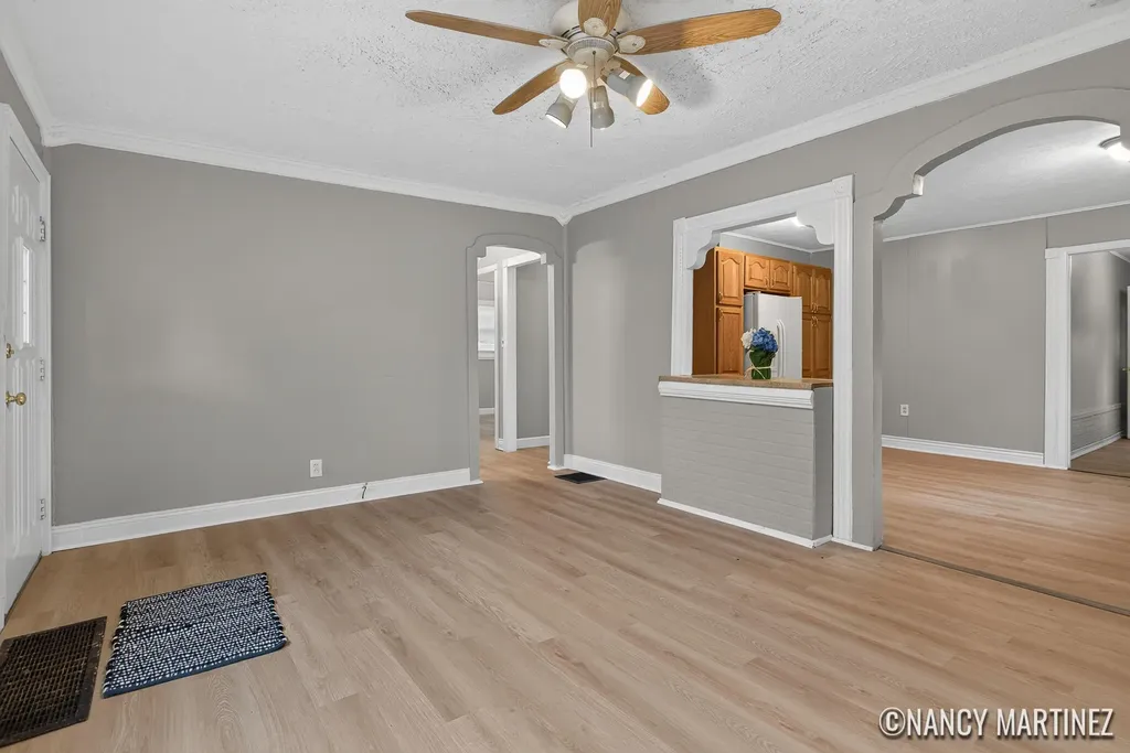 853 California Street NW Grand Rapids City MI 49504