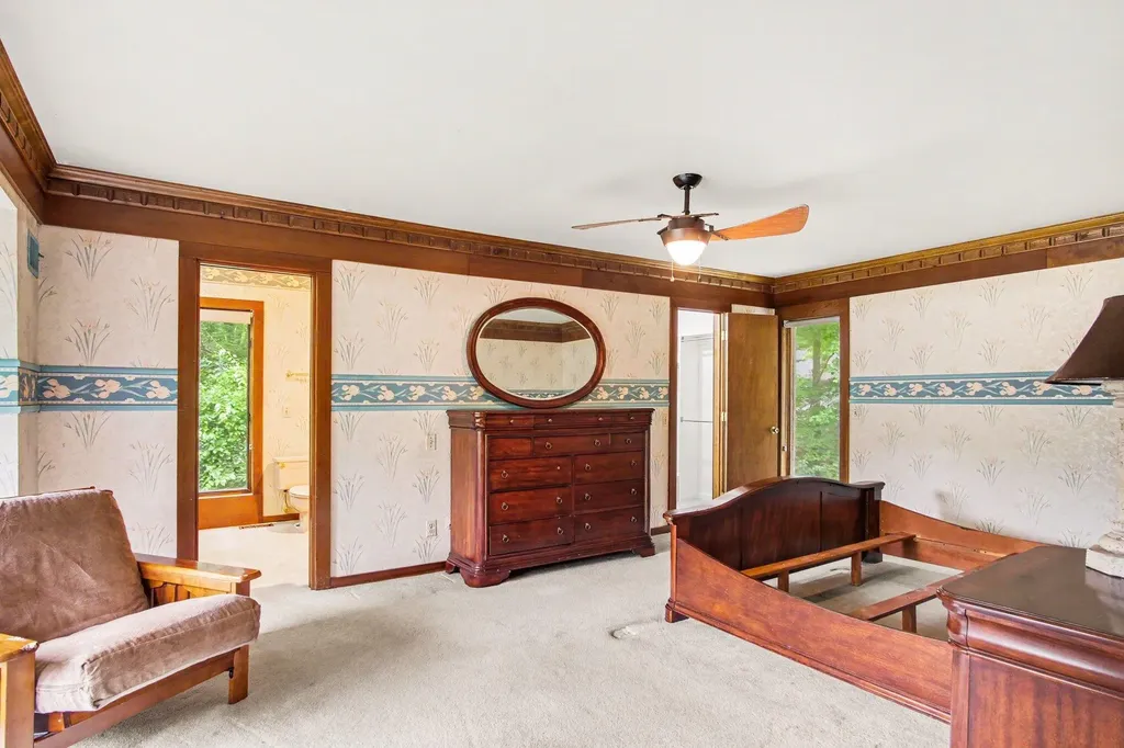 540 Roundtree Drive NE Ada Township MI 49301