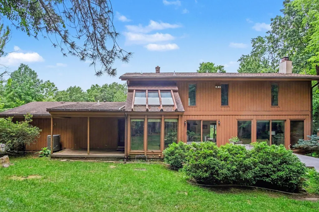 540 Roundtree Drive NE Ada Township MI 49301