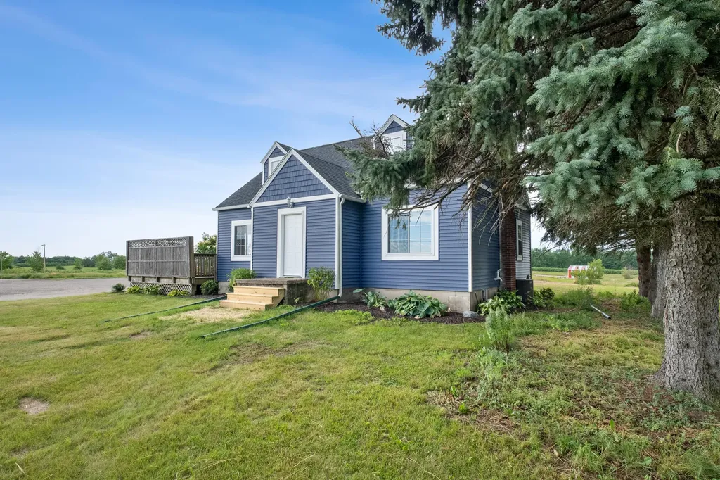 7737 Fruit Ridge Avenue NW Alpine Township MI 49345