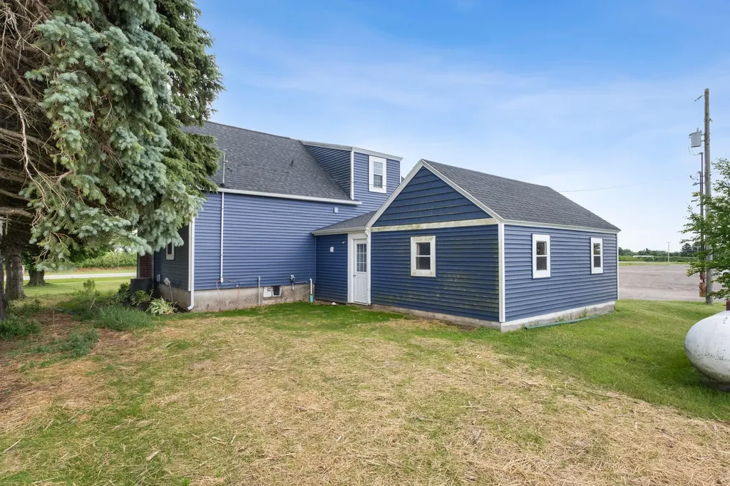 7737 Fruit Ridge Avenue NW Alpine Township MI 49345