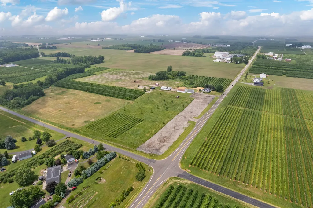 7737 Fruit Ridge Avenue NW Alpine Township MI 49345