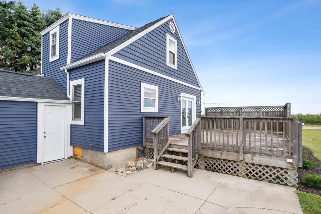 7737 Fruit Ridge Avenue NW Alpine Township MI 49345