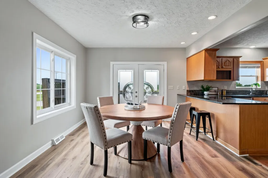 7737 Fruit Ridge Avenue NW Alpine Township MI 49345