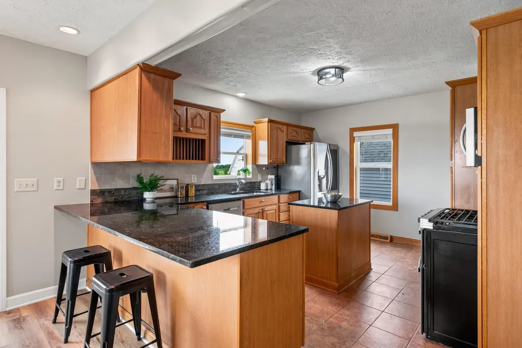 7737 Fruit Ridge Avenue NW Alpine Township MI 49345