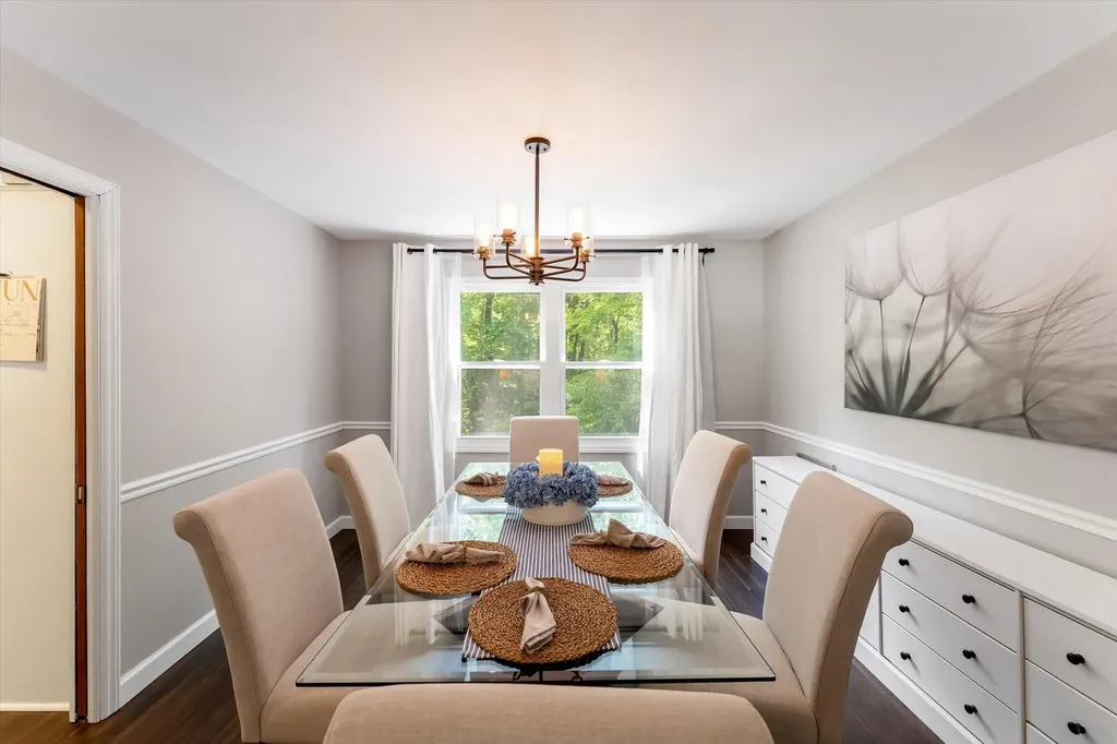 486 Edgeworthe Drive SE Ada Township MI 49301