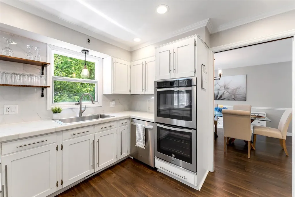 486 Edgeworthe Drive SE Ada Township MI 49301