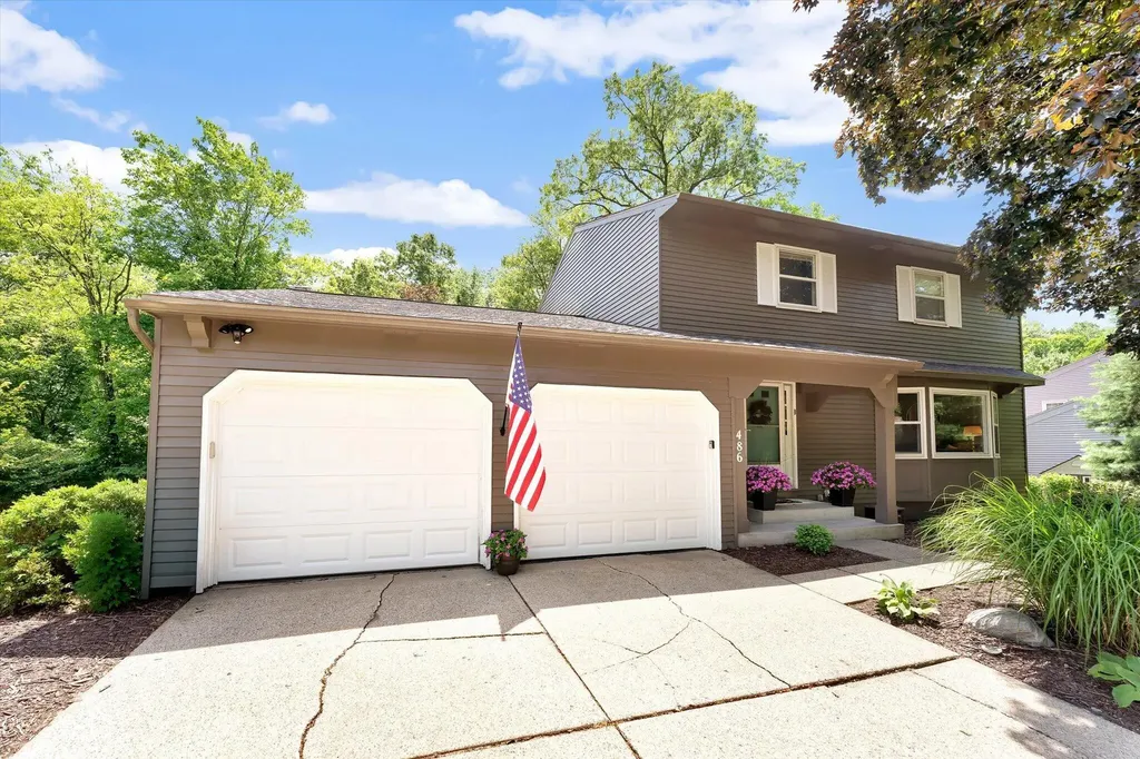 486 Edgeworthe Drive SE Ada Township MI 49301
