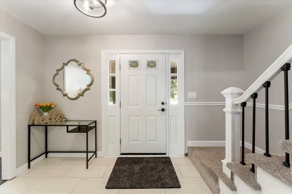 486 Edgeworthe Drive SE Ada Township MI 49301