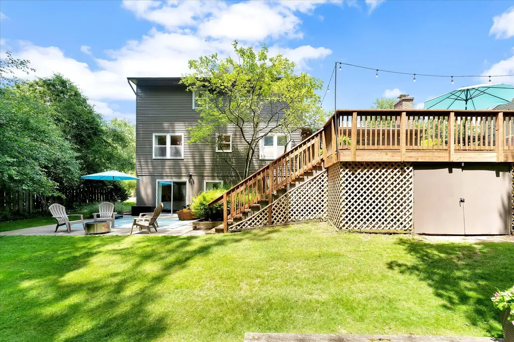486 Edgeworthe Drive SE Ada Township MI 49301