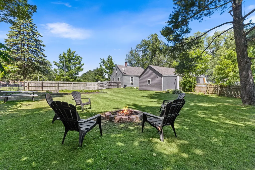 5806 Lake Michigan Drive Allendale Charter Township MI 49401