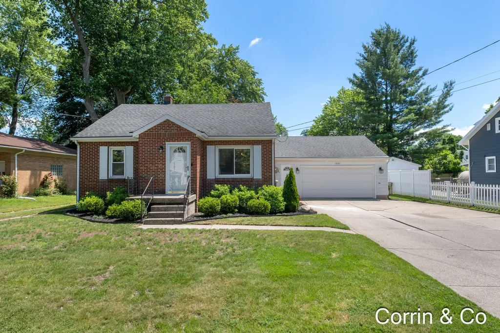 1330 Covell Avenue NW Grand Rapids City MI 49504