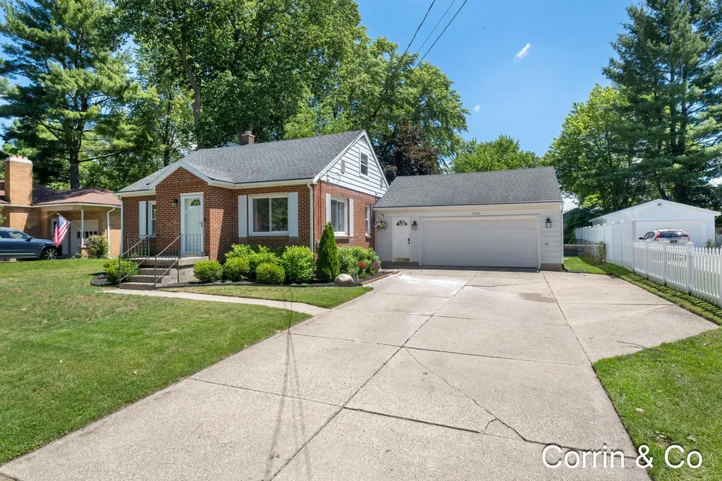 1330 Covell Avenue NW Grand Rapids City MI 49504