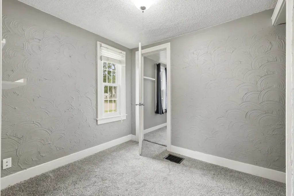 137 Holly Street SW Wyoming City MI 49548