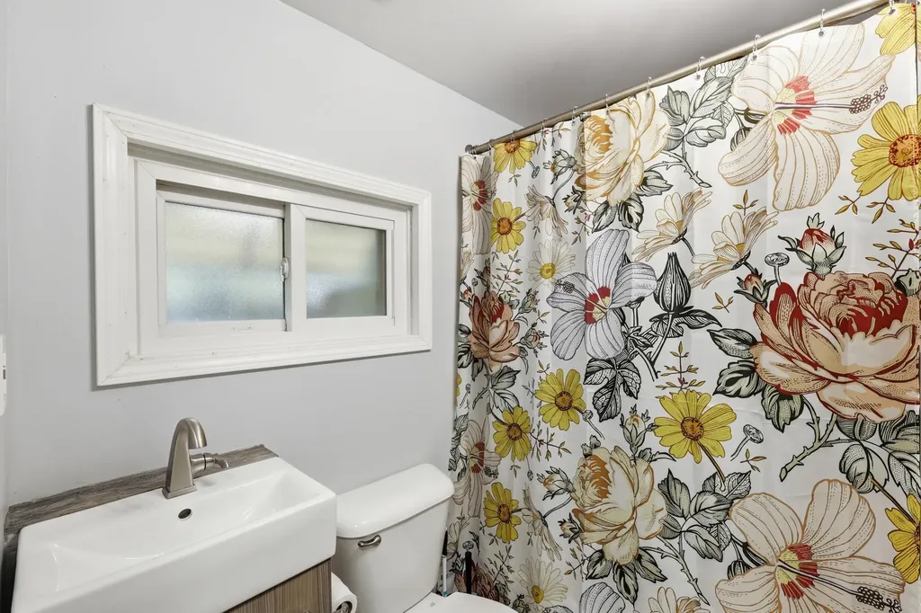 137 Holly Street SW Wyoming City MI 49548
