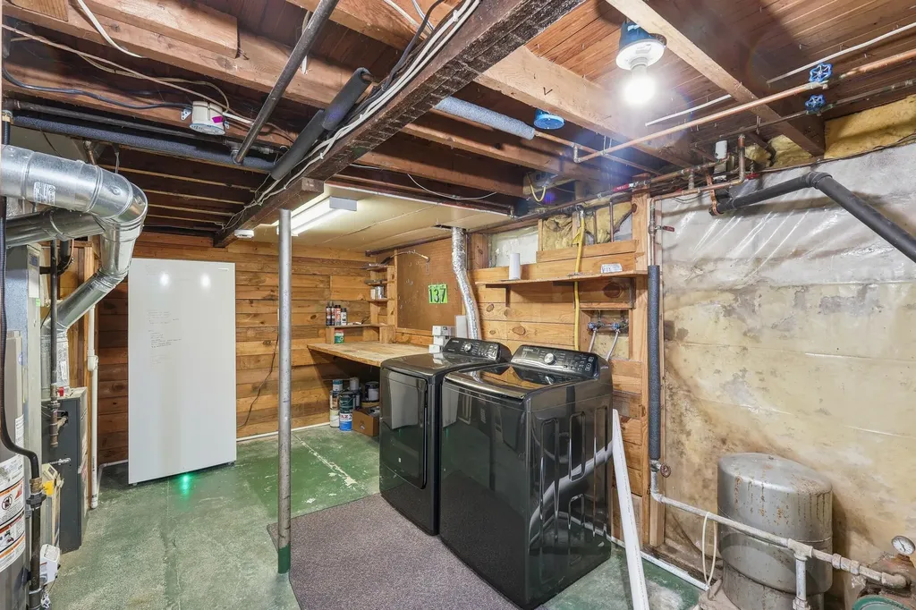 137 Holly Street SW Wyoming City MI 49548