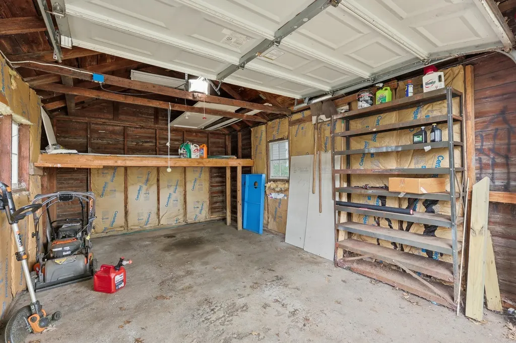 137 Holly Street SW Wyoming City MI 49548