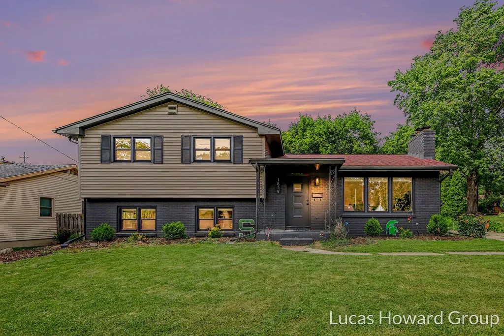 1819 Menominee Drive SE Grand Rapids City MI 49506