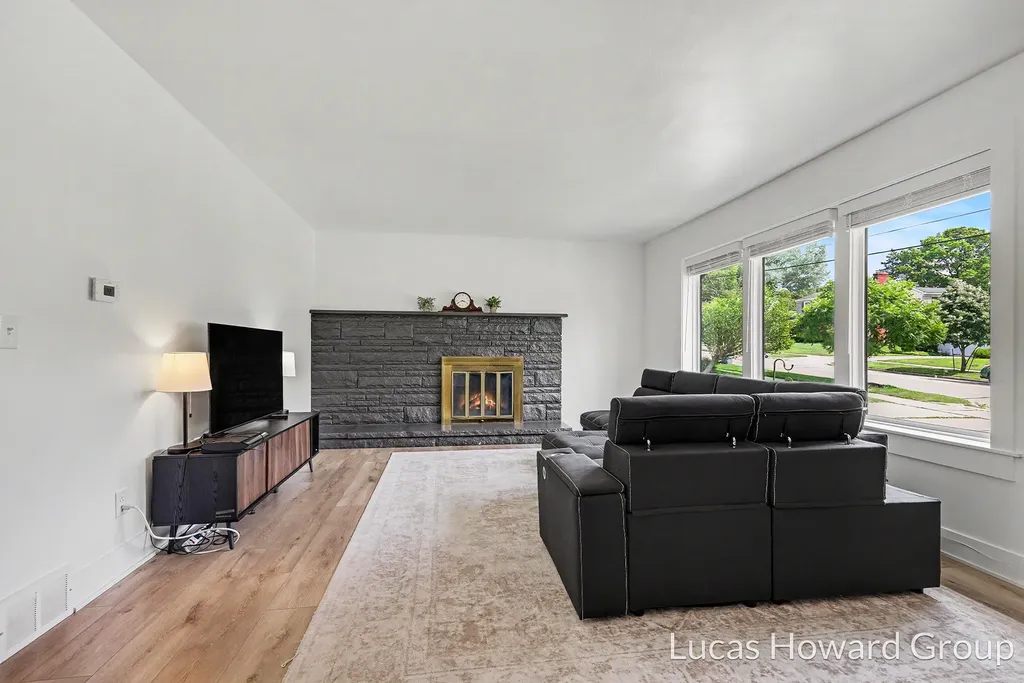 1819 Menominee Drive SE Grand Rapids City MI 49506