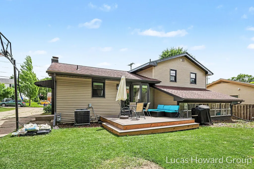 1819 Menominee Drive SE Grand Rapids City MI 49506